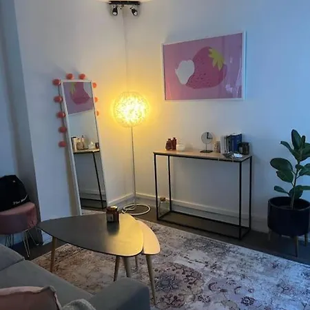 Cosy Montmartre North Apartament